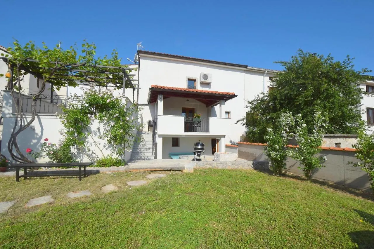 Apartment Morea Malinska