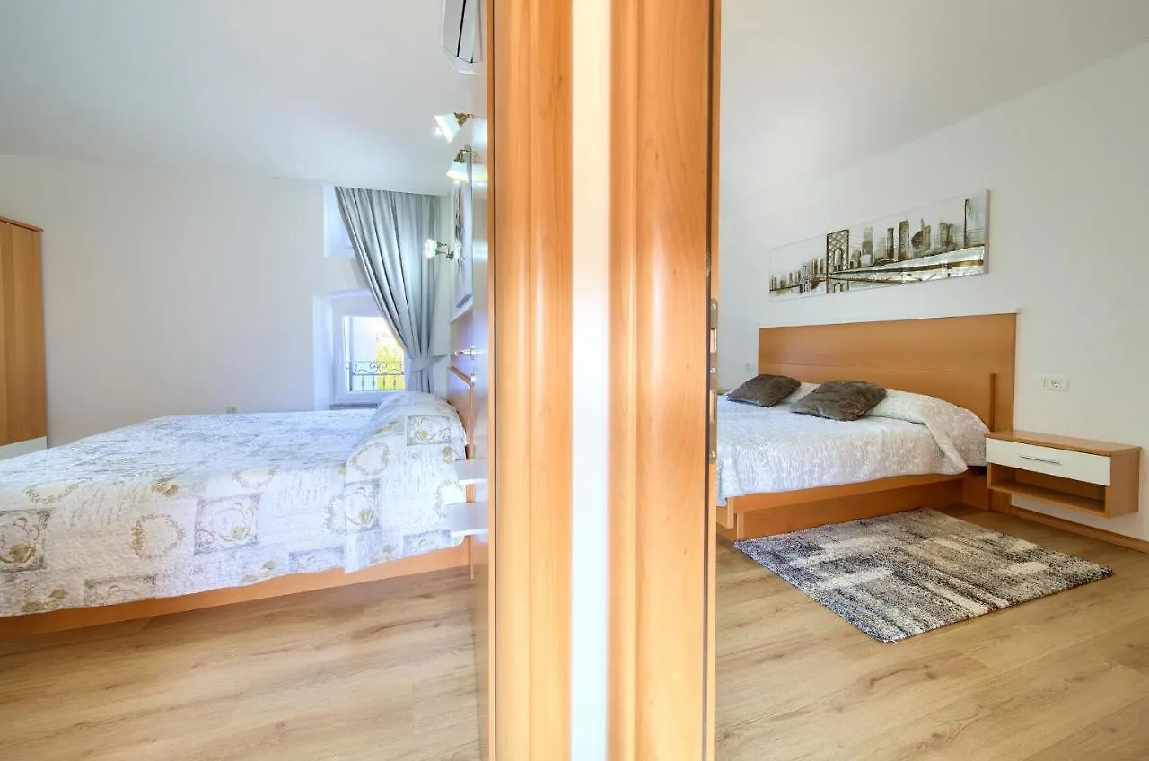 Apartment Morea Malinska