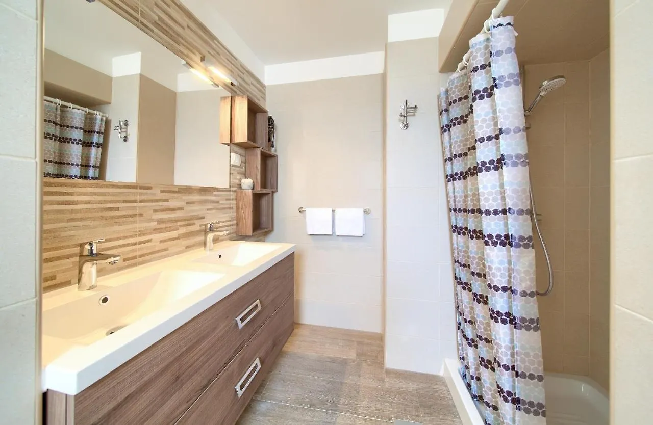 Apartment Morea Malinska 0*,  Croatia